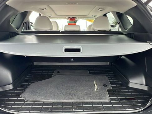 Used 2024 Hyundai Tucson Limited image 10