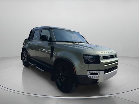 Used 2020 Land Rover Defender 110 HSE image 3