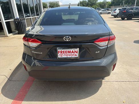 Used 2026 Toyota Corolla LE FWD image 7