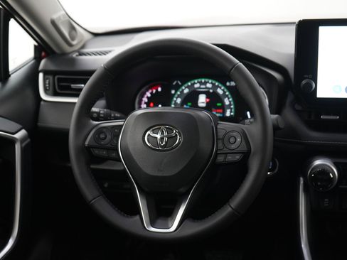 Used 2025 Toyota RAV4 XLE Premium w/ Weather Package AWD/4WD image 15