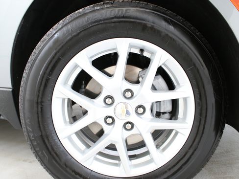 Used 2023 Chevrolet Equinox LS w/ LPO, Floor Liner Package AWD/4WD image 32