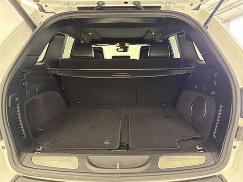 Used 2020 Jeep Grand Cherokee High Altitude image 15