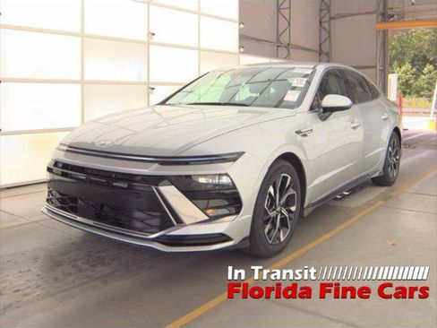 Used 2025 Hyundai Sonata SEL FWD image 1
