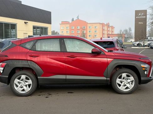 New 2026 Hyundai Kona SE AWD/4WD image 4