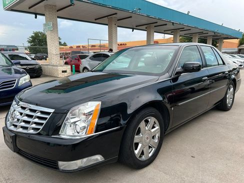 Used 2007 Cadillac DTS Luxury I FWD image 1
