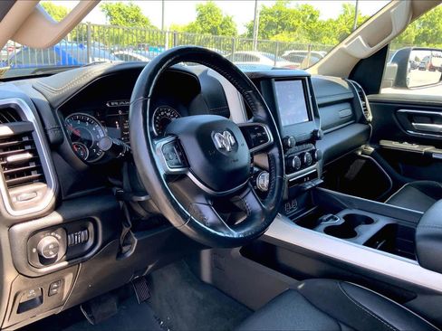 Used 2020 RAM 1500 Laramie AWD/4WD image 17