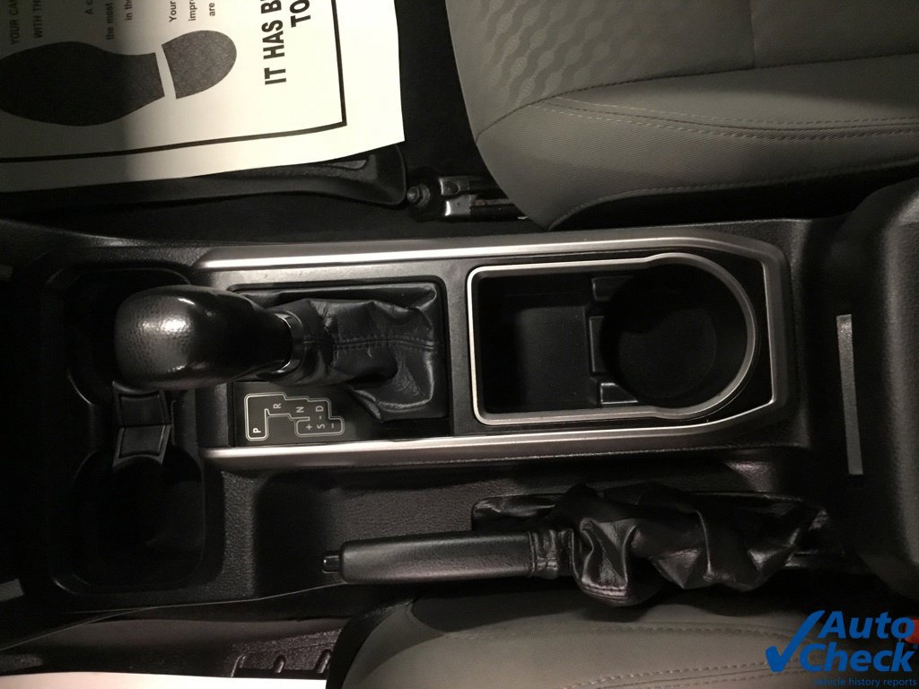 Used 2021 Toyota Tacoma SR5 AWD/4WD image 55