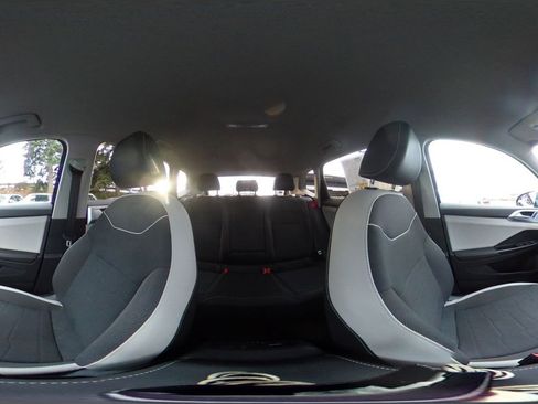 Used 2025 Volkswagen Taos SE image 42