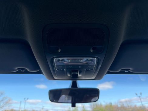 Used 2018 Audi Q3 2.0T Premium image 25