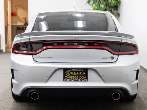 Used 2019 Dodge Charger SRT Hellcat w/ Harman/Kardon Audio Group RWD image 4