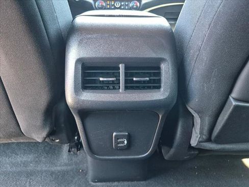Used 2020 GMC Terrain SLE w/ Driver Convenience Package FWD image 22