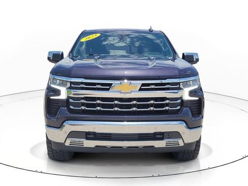 Used 2023 Chevrolet Silverado 1500 LTZ w/ LTZ Convenience Package II AWD/4WD image 2