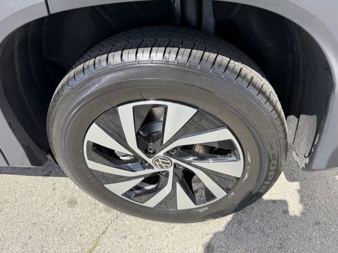 New 2026 Volkswagen Tiguan S AWD/4WD image 12