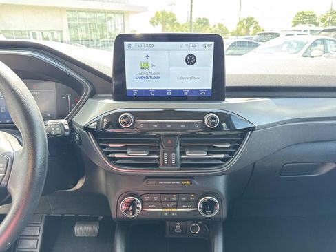 Used 2025 Ford Escape Active AWD/4WD image 25