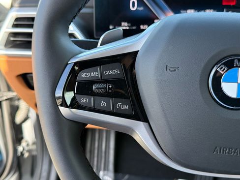 Used 2025 BMW 330i Sedan w/ Premium Package image 25