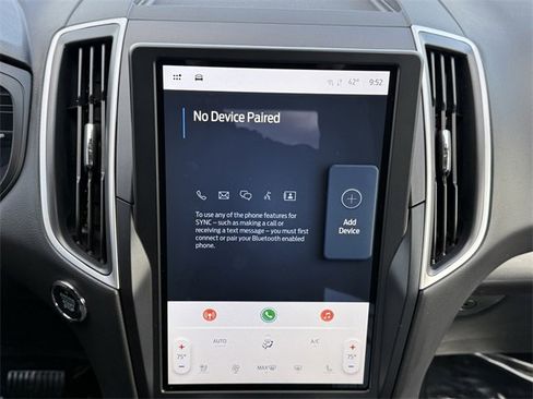 Certified 2024 Ford Edge SEL w/ Convenience Package image 10