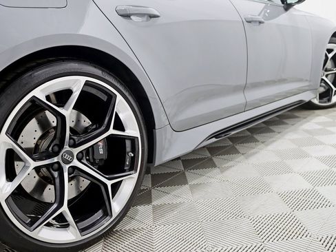 Used 2025 Audi RS 6 performance image 11