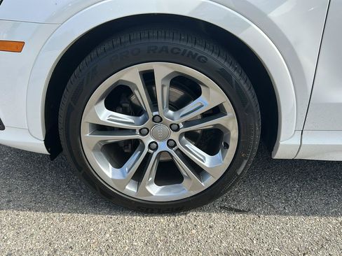 Used 2017 Audi Q3 2.0T Prestige AWD/4WD image 33
