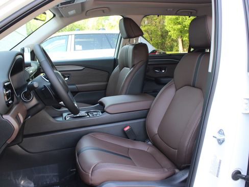New 2026 Honda Pilot image 18