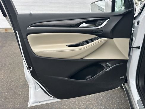 Used 2019 Buick Enclave Premium image 14