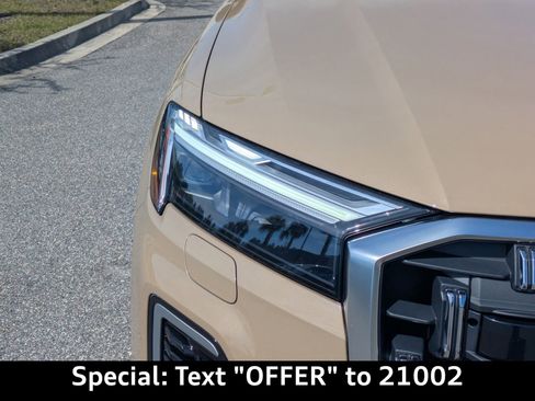 Certified 2025 Audi Q7 2.0T Premium Plus image 9