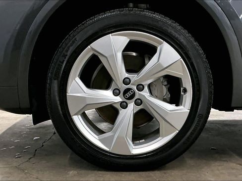 Certified 2023 Audi Q5 2.0T Premium Plus w/ Premium Plus Package image 12