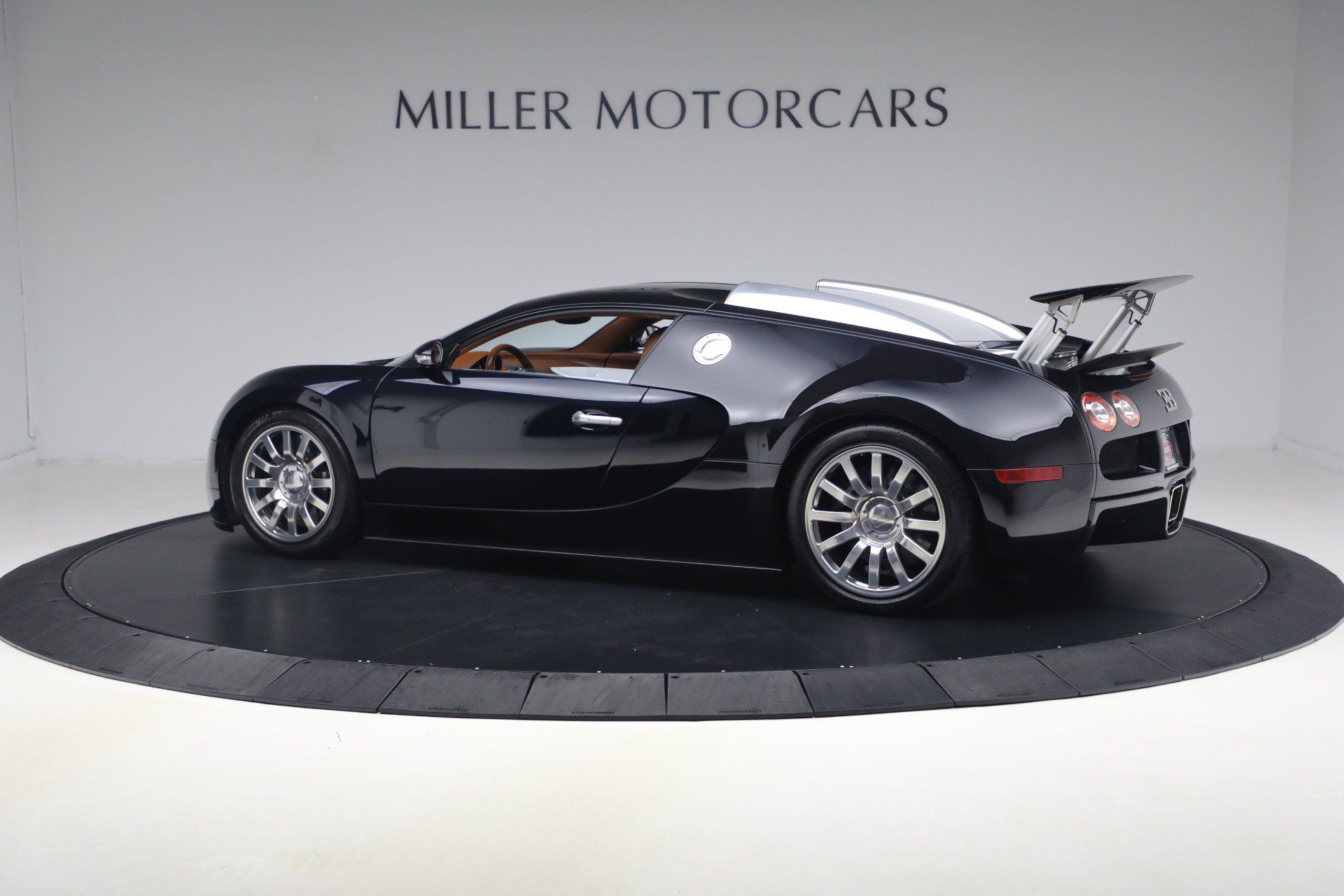 Used 2006 Bugatti Veyron AWD/4WD image 4