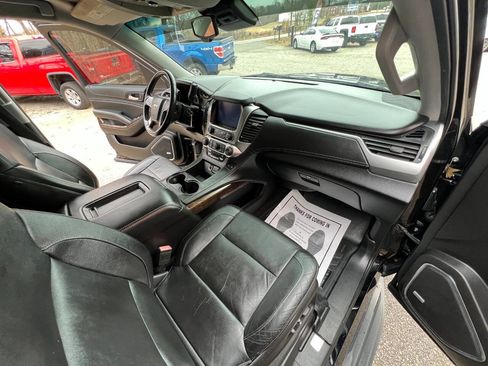 Used 2016 Chevrolet Suburban LT image 23