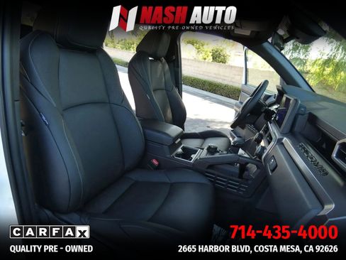Used 2025 Toyota Tacoma TRD Sport AWD/4WD image 34