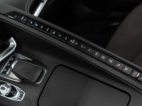 Used 2021 Chevrolet Corvette Stingray Preferred Conv w/ Z51 Performance Package image 18