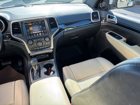 Used 2016 Jeep Grand Cherokee Limited 75th Anniversary image 31