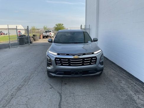 Used 2025 Chevrolet Equinox LT image 5