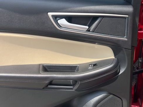 Used 2024 Ford Edge SEL w/ Convenience Package AWD/4WD image 42