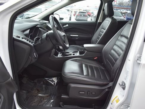 Used 2018 Ford Escape SEL image 13