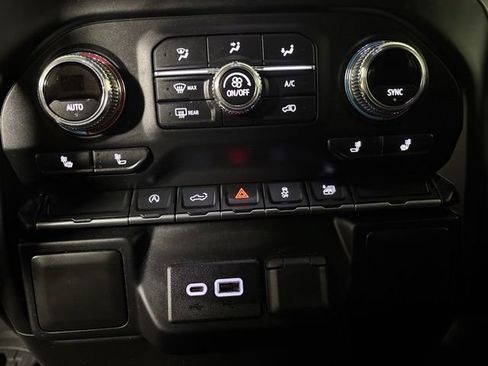 Used 2020 GMC Sierra 1500 Elevation w/ Elevation Value Package RWD image 35