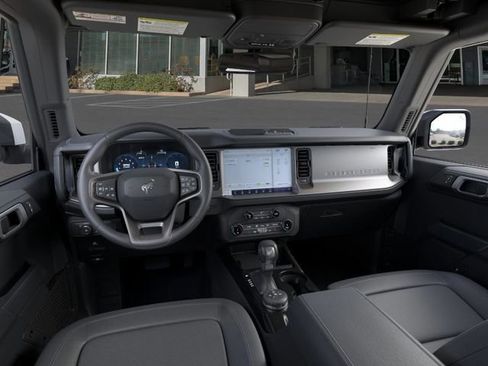 New 2026 Ford Bronco Outer Banks AWD/4WD image 9