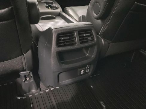 Used 2023 Honda Passport TrailSport image 28