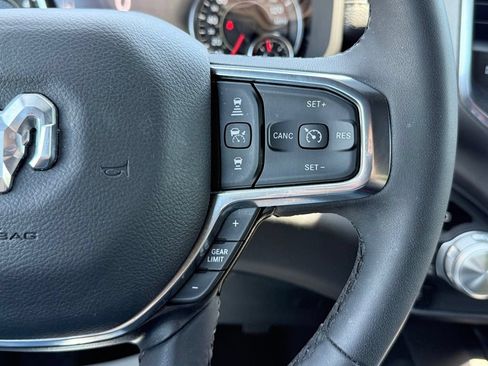 Used 2025 RAM 1500 Laramie AWD/4WD image 35