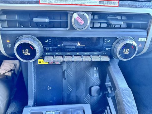 New 2026 Toyota Tacoma Limited AWD/4WD image 19