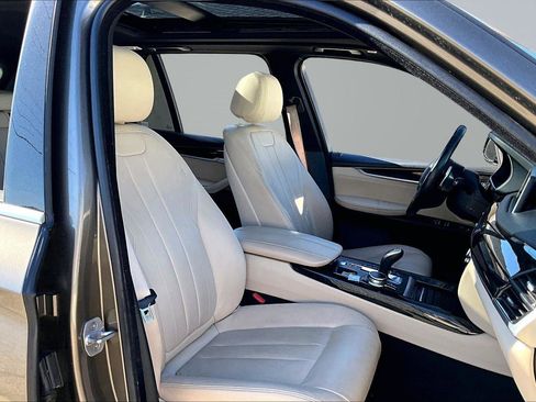 Used 2018 BMW X5 xDrive35i image 7