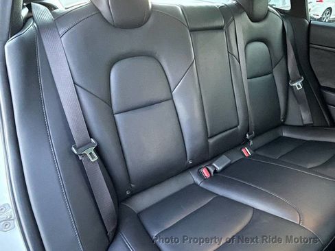Used 2019 Tesla Model 3 Standard Range Plus image 18