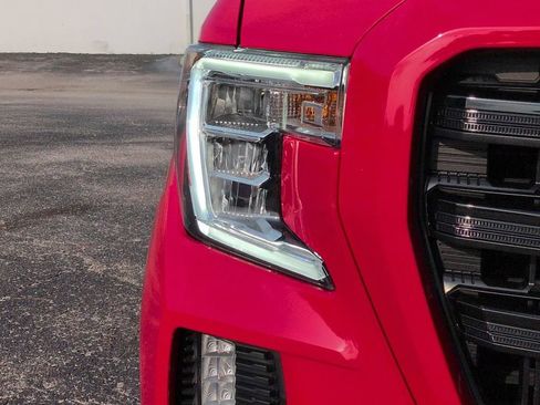 Used 2021 GMC Sierra 1500 Elevation w/ Preferred Package AWD/4WD image 10