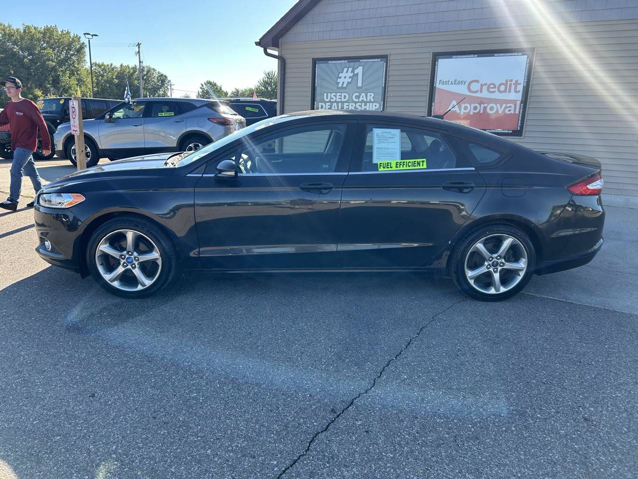 Used 2013 Ford Fusion SE FWD image 8