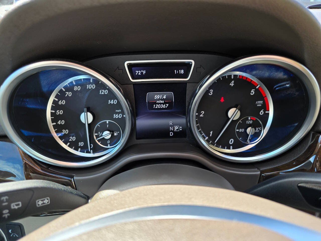 Used 2015 Mercedes-Benz ML 250 BlueTEC 4MATIC image 17