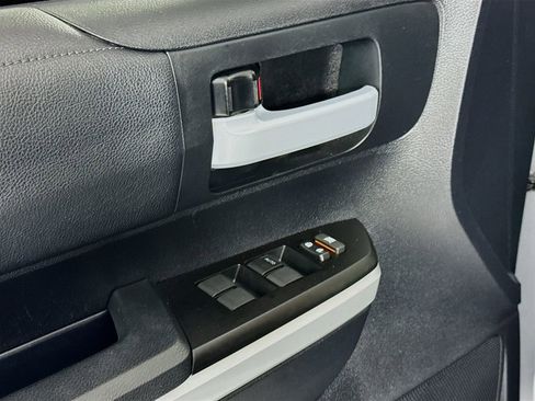 Used 2017 Toyota Tundra SR5 w/ TRD Off Road Package image 16