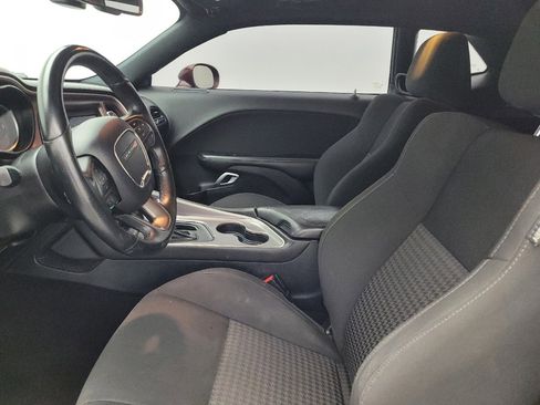 Used 2019 Dodge Challenger GT RWD image 17