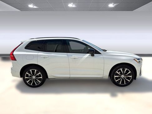 Certified 2023 Volvo XC60 B5 Plus w/ Climate Package AWD/4WD image 8