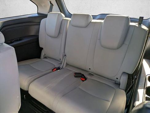 Used 2019 Honda Odyssey EX-L image 18