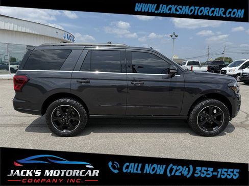 Used 2024 Ford Expedition Limited image 18