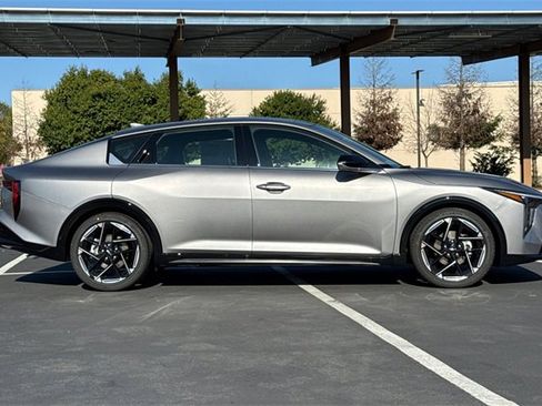 New 2025 Kia K4 GT-Line w/ GT-Line Premium Package image 3